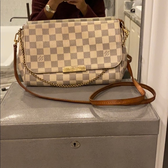 Louis Vuitton Handbags - Louis Vuitton